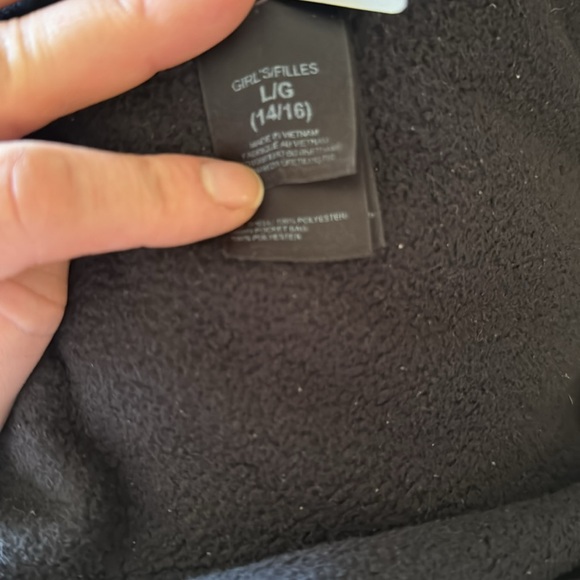 Used girls North Face jacket - Picture 4 of 4